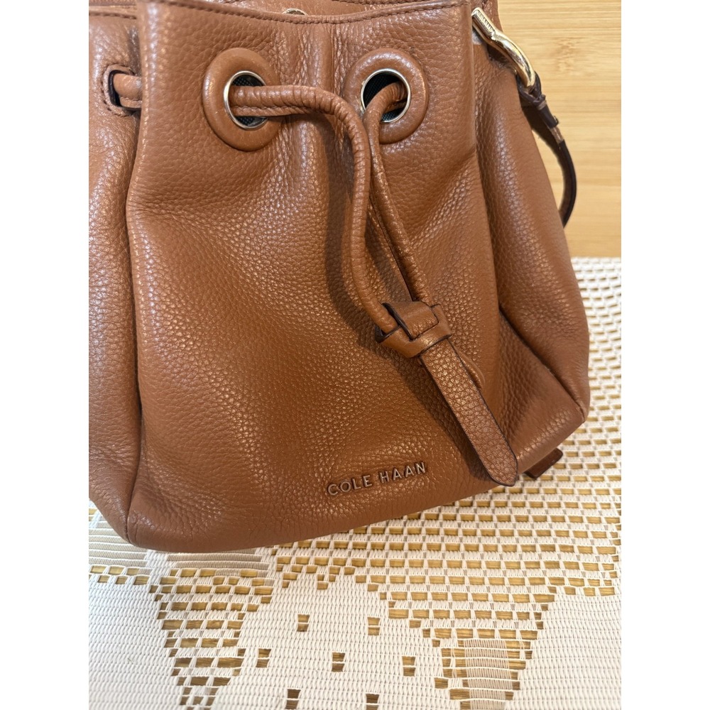 Cole Haan Crossbody Bag Women's Brown Pebble Leather Drawstring Bucket Bag - Picture 3 of 15
